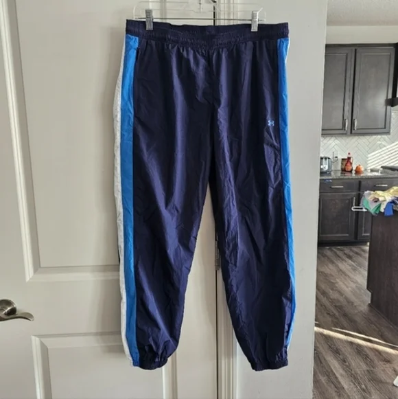 Under Armour Crinkle Pant/Jacket Track Set. - Picture 7 of 11